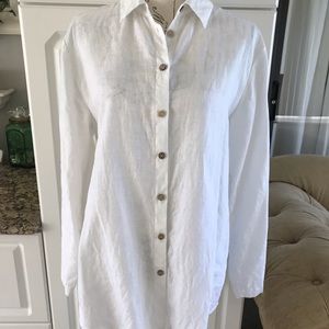 Soft Surroundings white linen long sleeved shirt